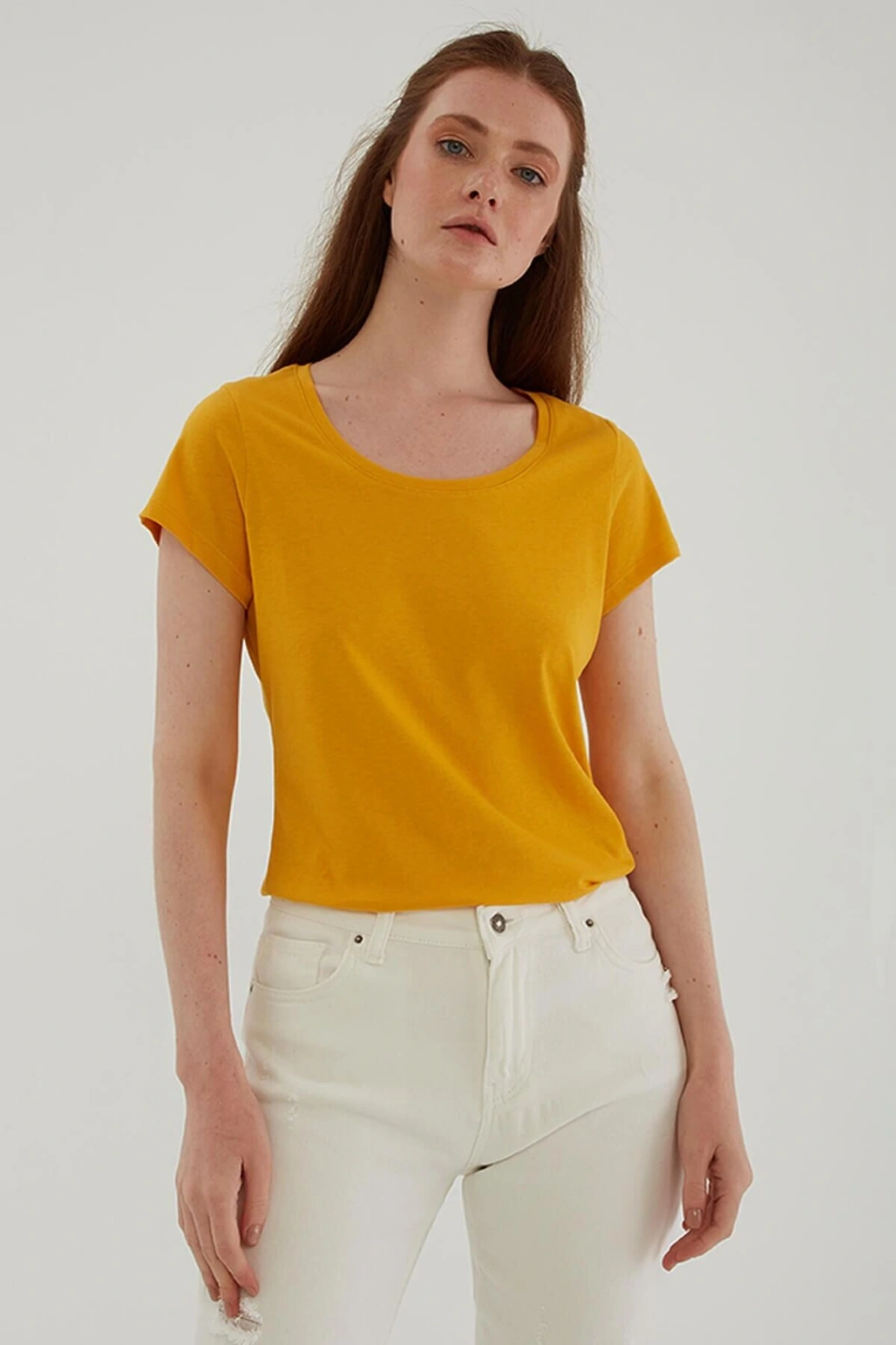 Havuz Yaka T-shirt Sarı