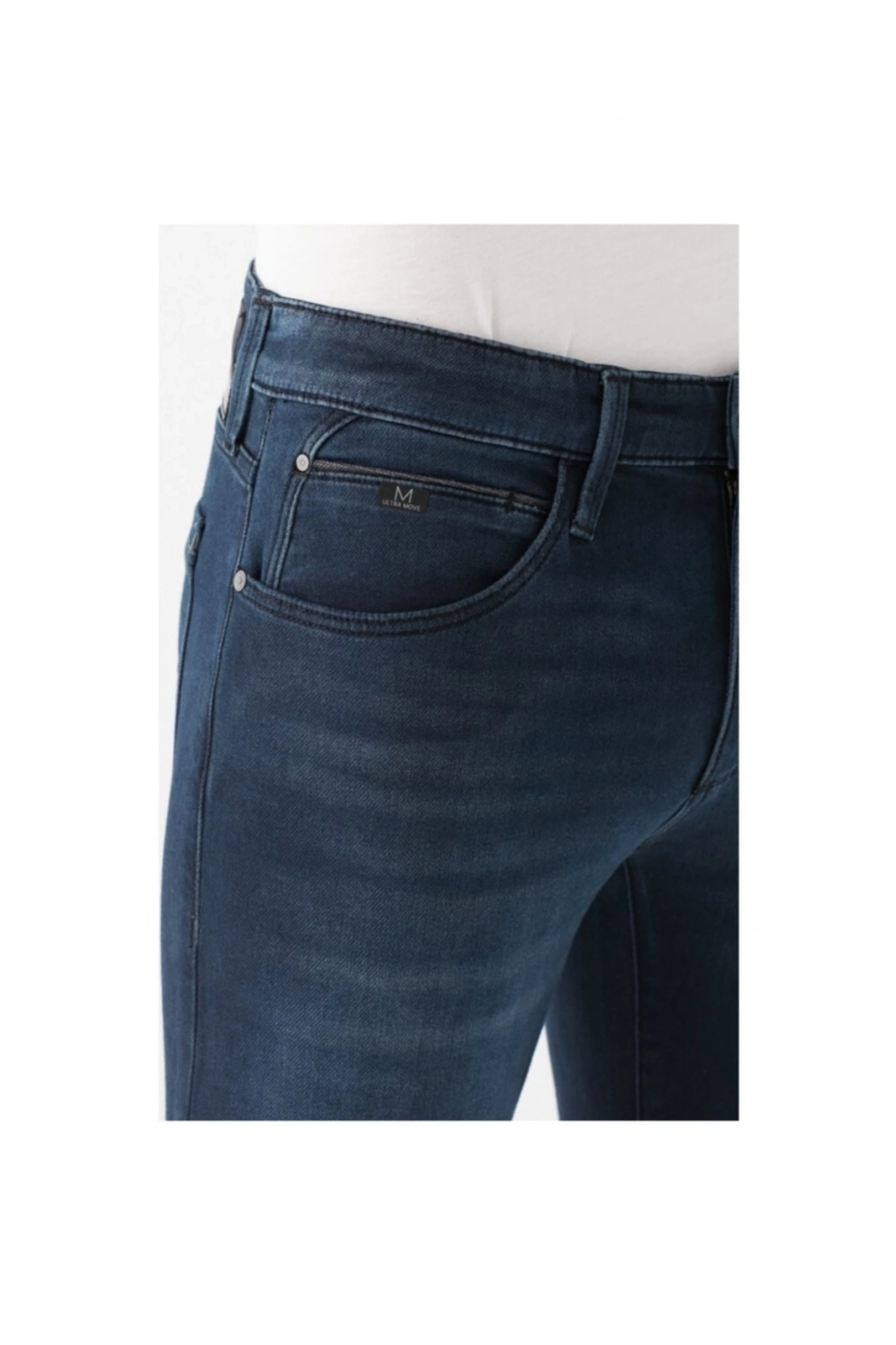 James Ultra Move Sporty Jean Pantolon