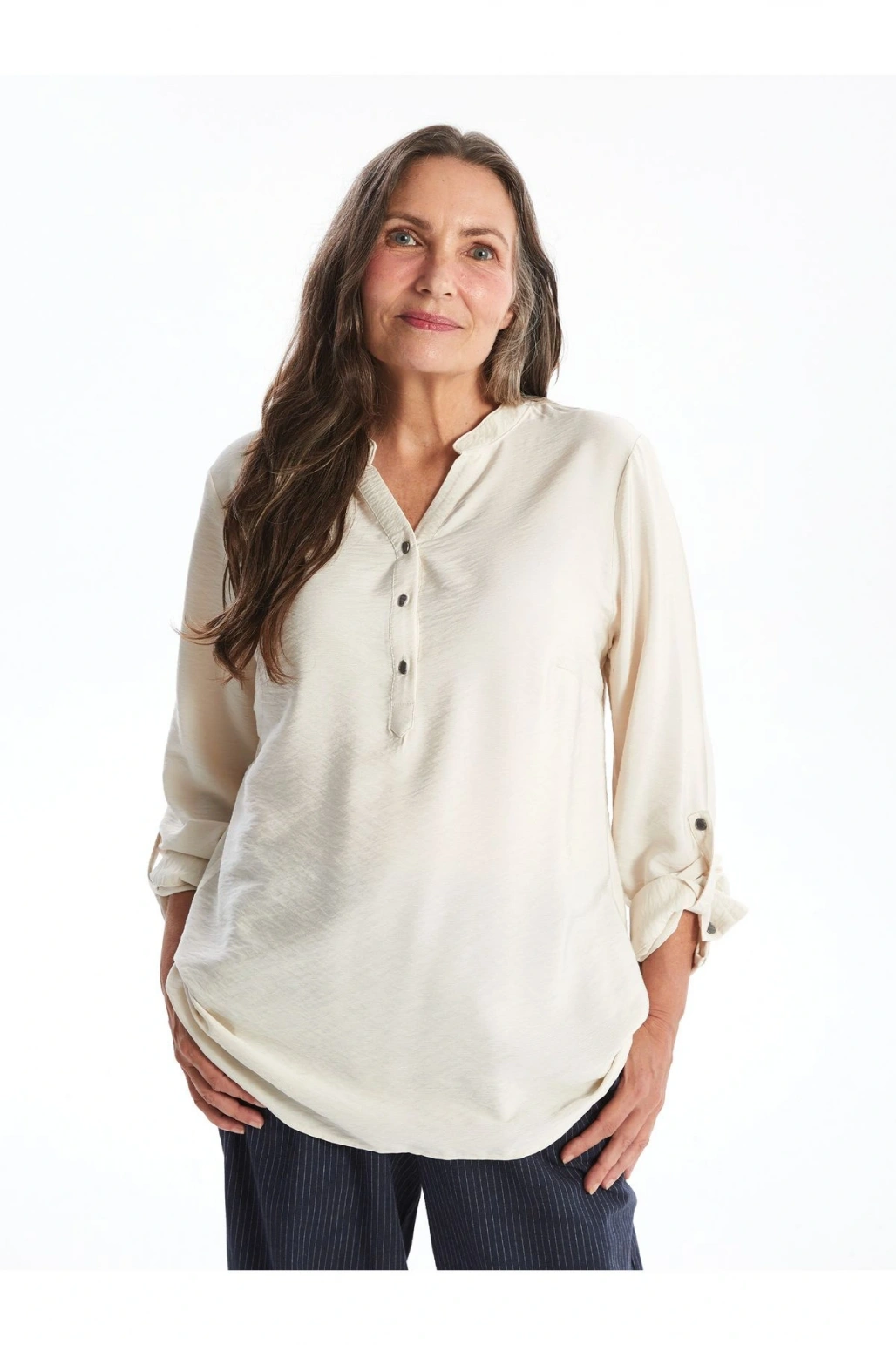 Kaçık Yaka Düz Uzun Kollu Kadın Bluz