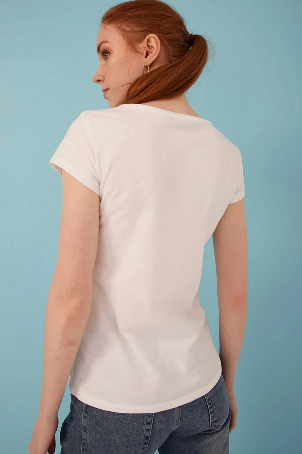 Kadın Beyaz V Yaka Tshirt