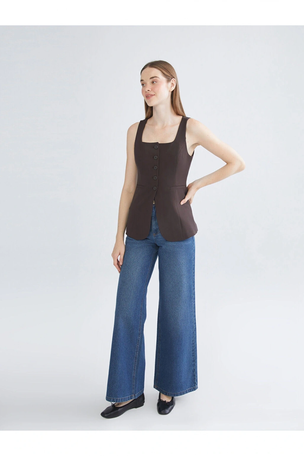 Kahverengi Kare Yaka Kadın Klasik Yelek