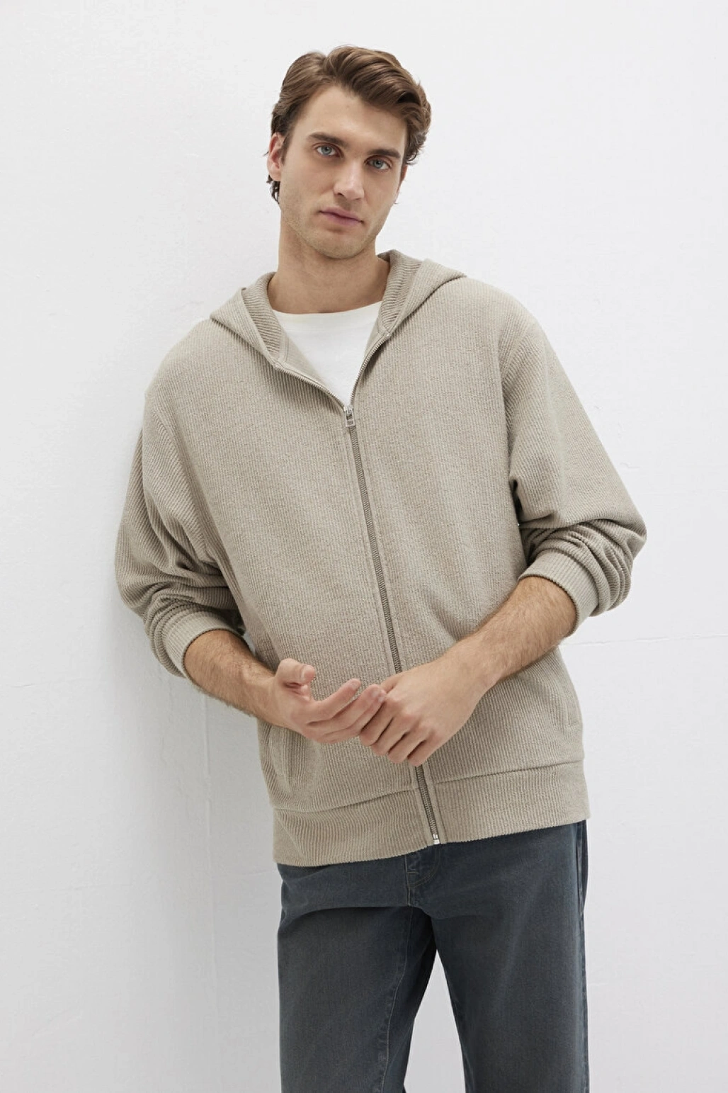 Kapüşonlu Fermuarlı Bej Sweatshirt