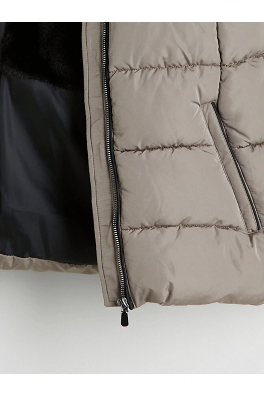 Kahverengi Kapüşonlu Kadın Şişme Mont