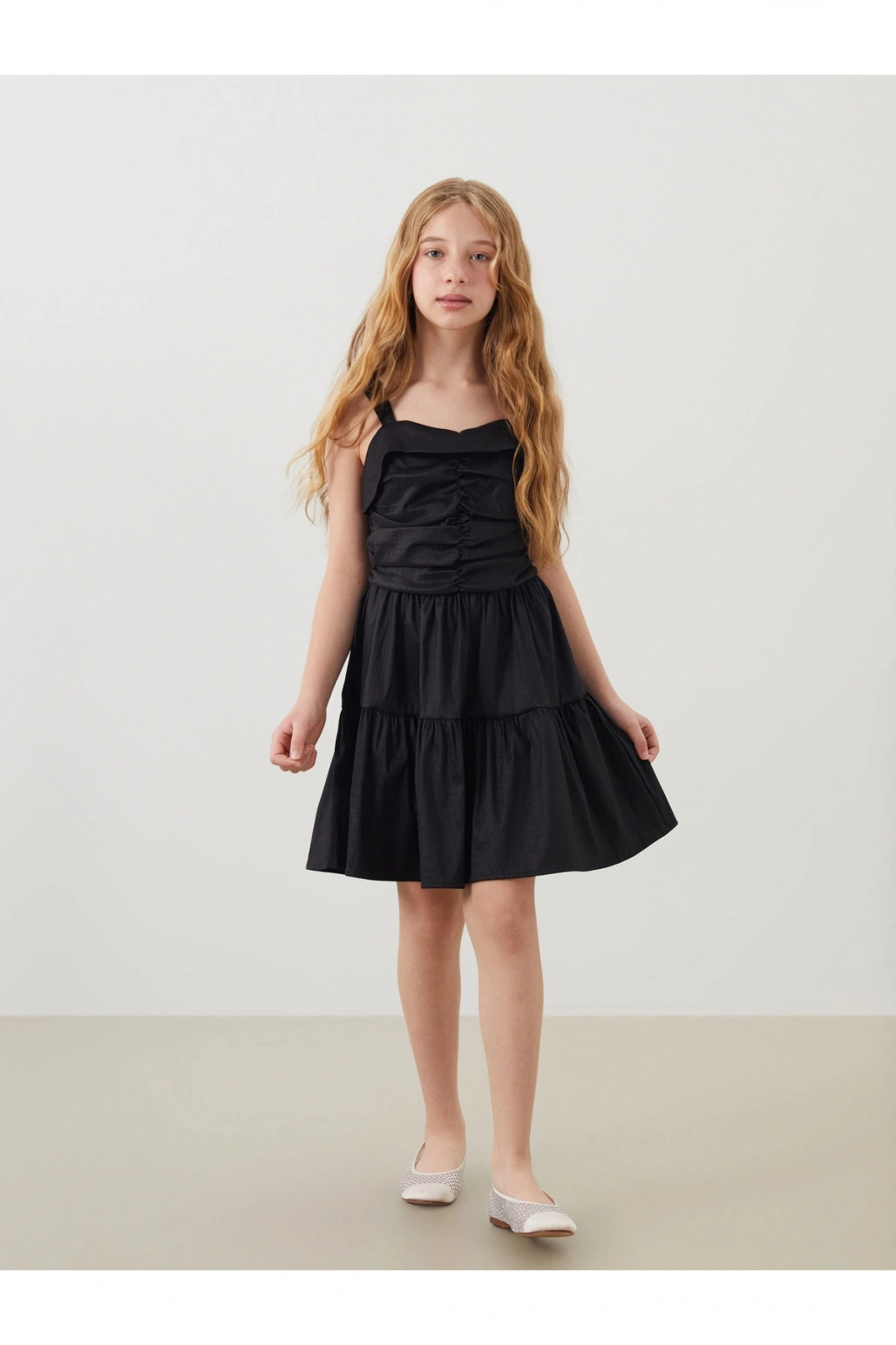 Kare Yaka Kız Çocuk Elbise