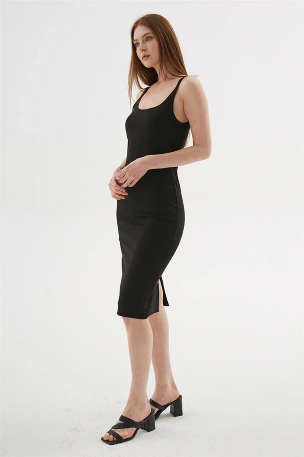 Kare Yaka Midi Elbise Siyah