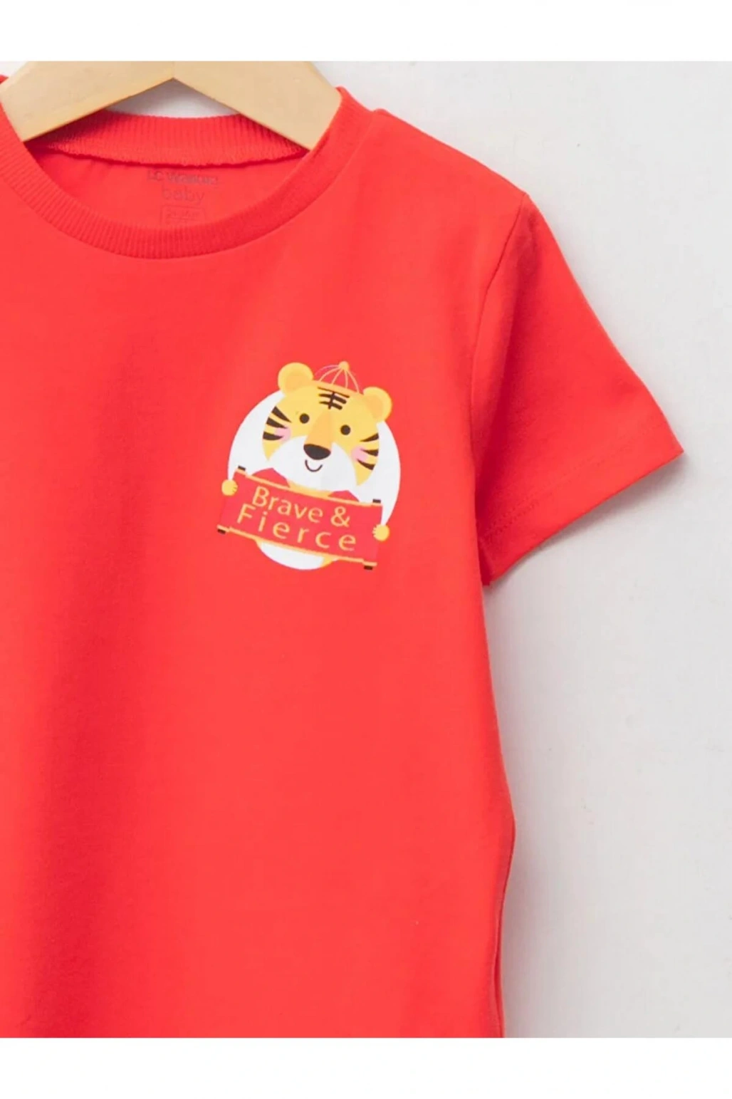Kırmızı Bisiklet Yaka Kısa Kollu Baskılı Erkek Bebek Tişört