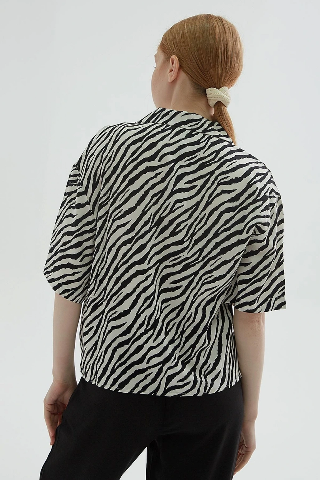 Kısa Kollu Gömlek Siyah