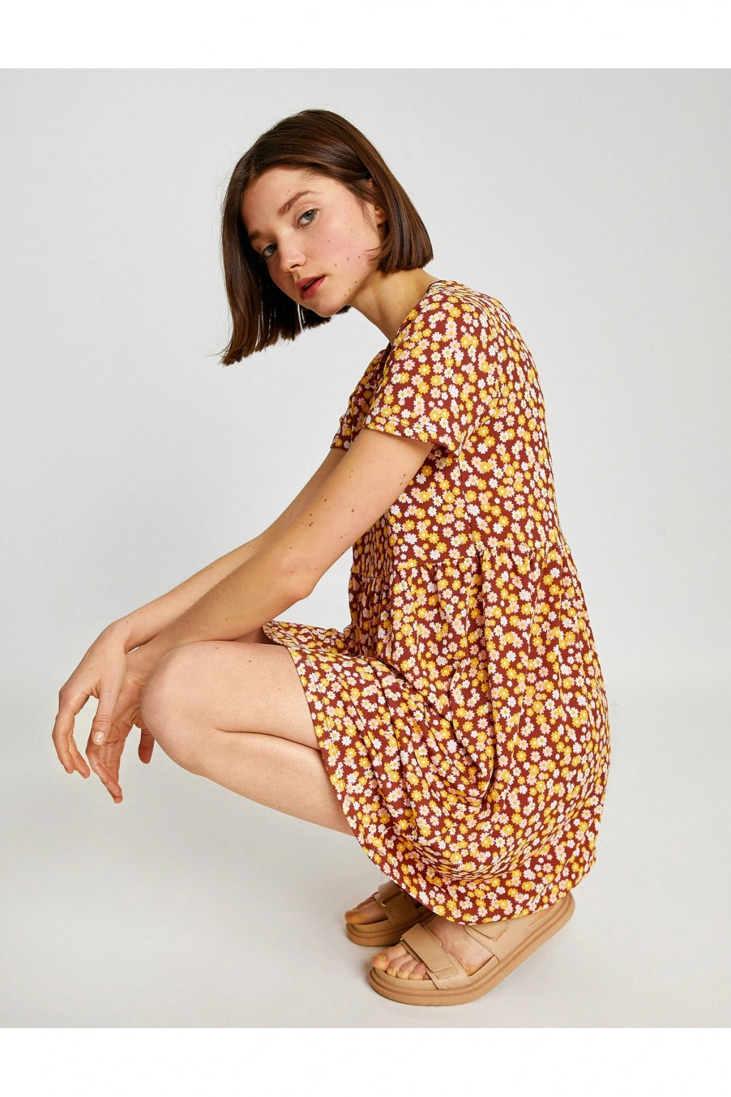 Kısa Kollu Mini Elbise