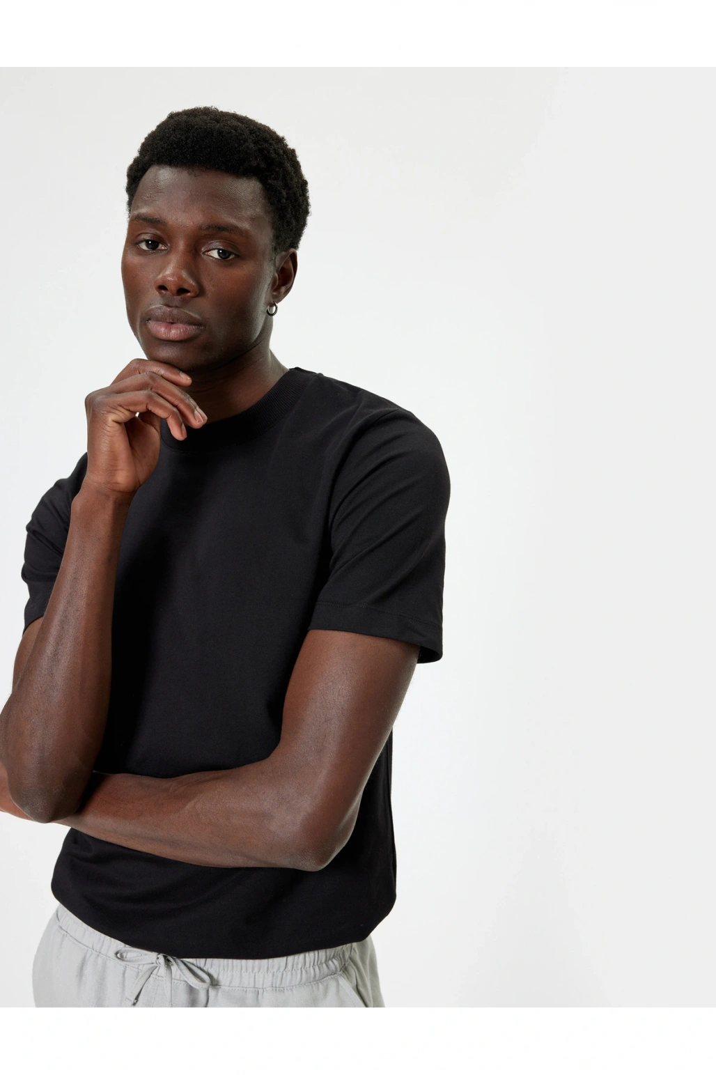 Kısa Kollu Pamuklu Bisiklet Yaka Basic Tişört