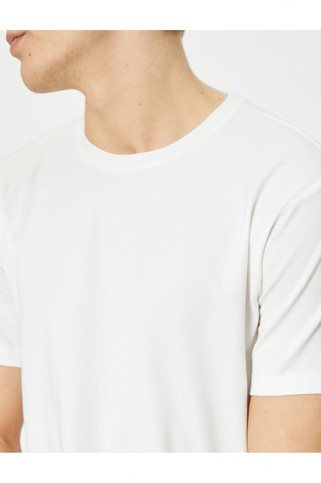 Kısa Kollu Tişört Uzun Kalça Boy Esnek Kumaş Slim Fit Pamuklu