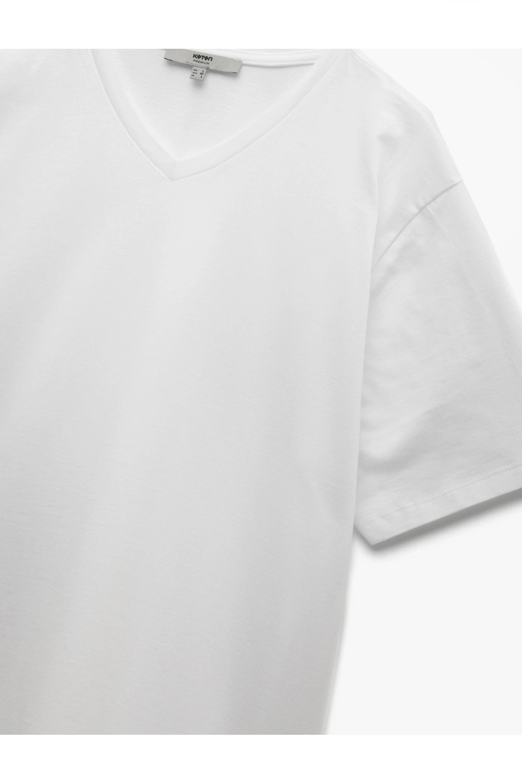 Kısa Kollu V Yaka Pamuklu Basic Erkek Slim Fit Tişört