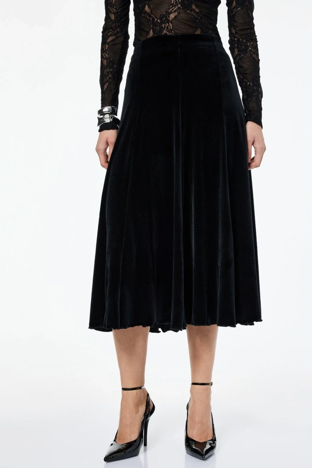 Kloş Kesim Simli Midi Kadife Etek