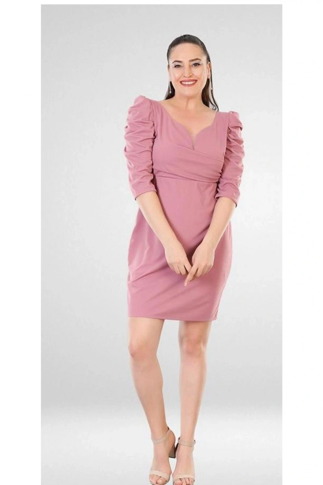 Kolları Pileli Büyük Beden Elbise