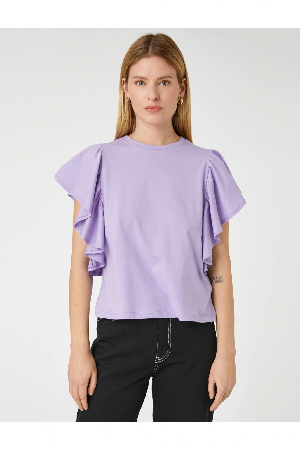 Kolları Volanlı Tişört Bisiklet Yaka Pamuklu