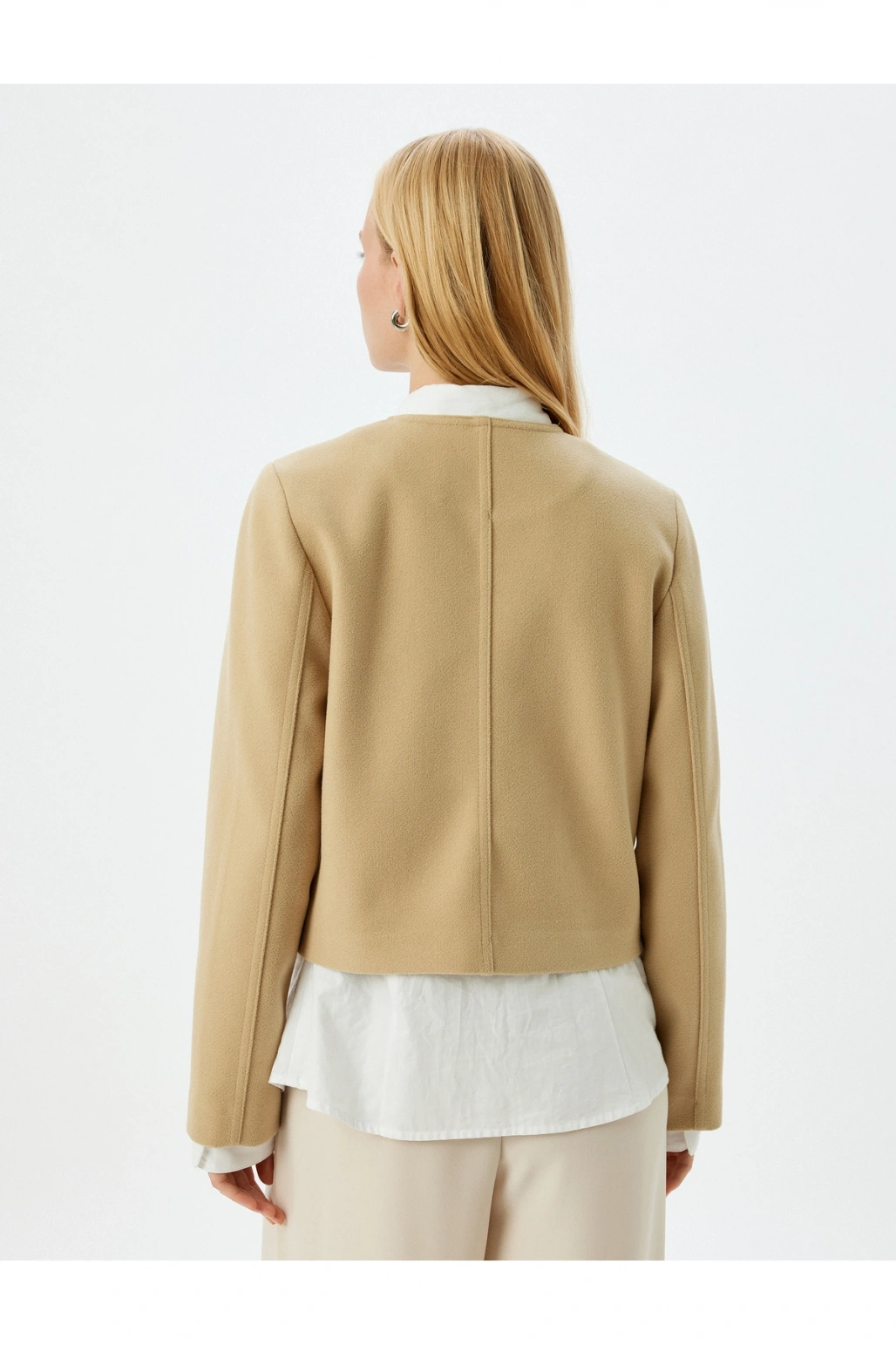 Koton Düğmeli Cepli Kısa Kaşe Ceket