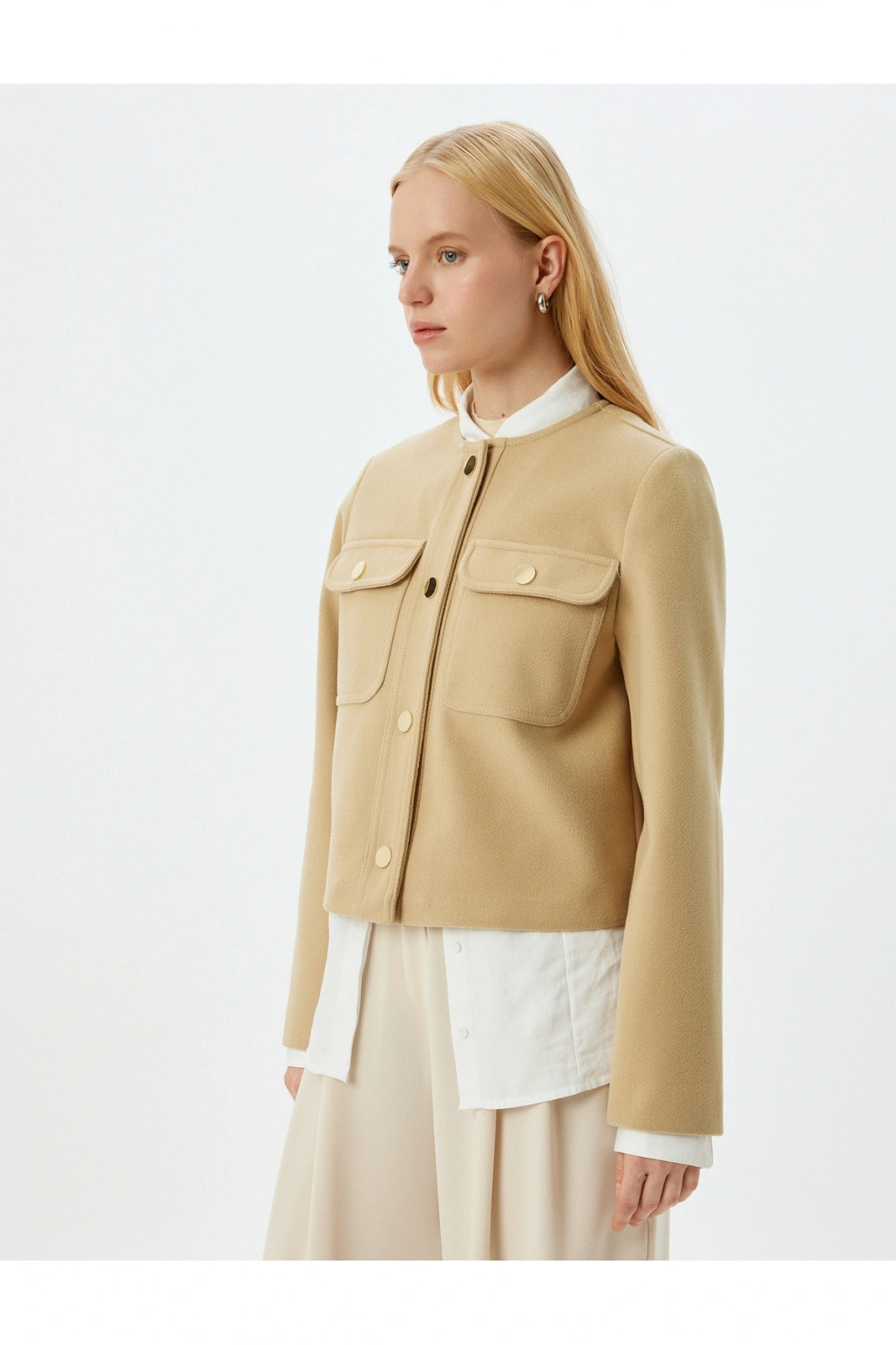 Koton Düğmeli Cepli Kısa Kaşe Ceket