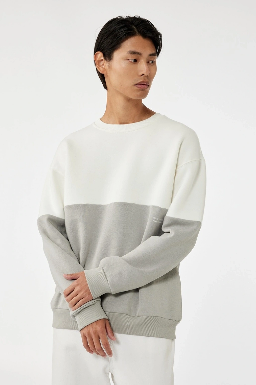 Koton Oversize Uzun Kollu Renk Bloklu Baskı Detaylı Şardonlu Bisiklet Yaka Sweatshirt