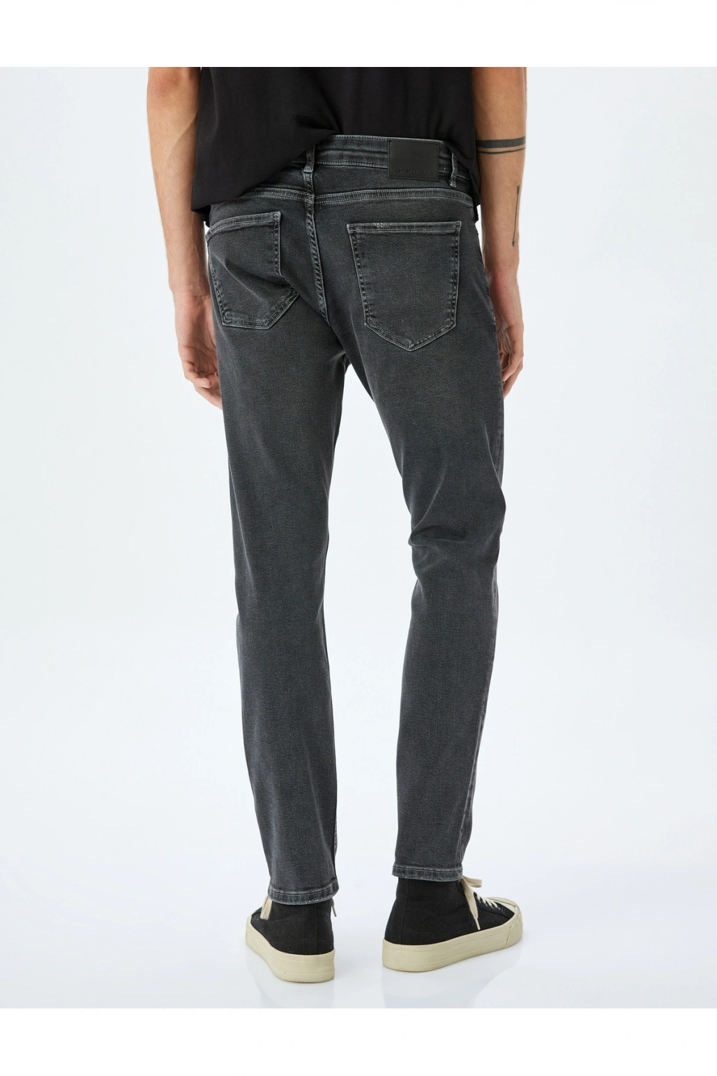 Koton Slim Fit Brad Jean Antrasit Erkek Jean Pantolon