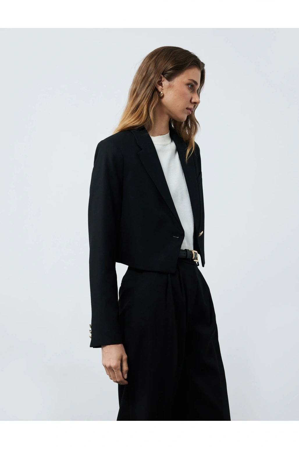 Kruvaze Uzun Kollu Crop Blazer Ceket