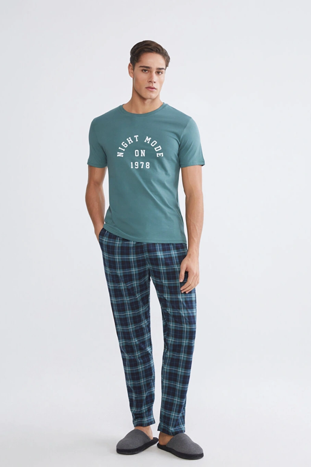 LC WAIKIKI Yeşil Standart Kalıp Erkek Pijama Takımı