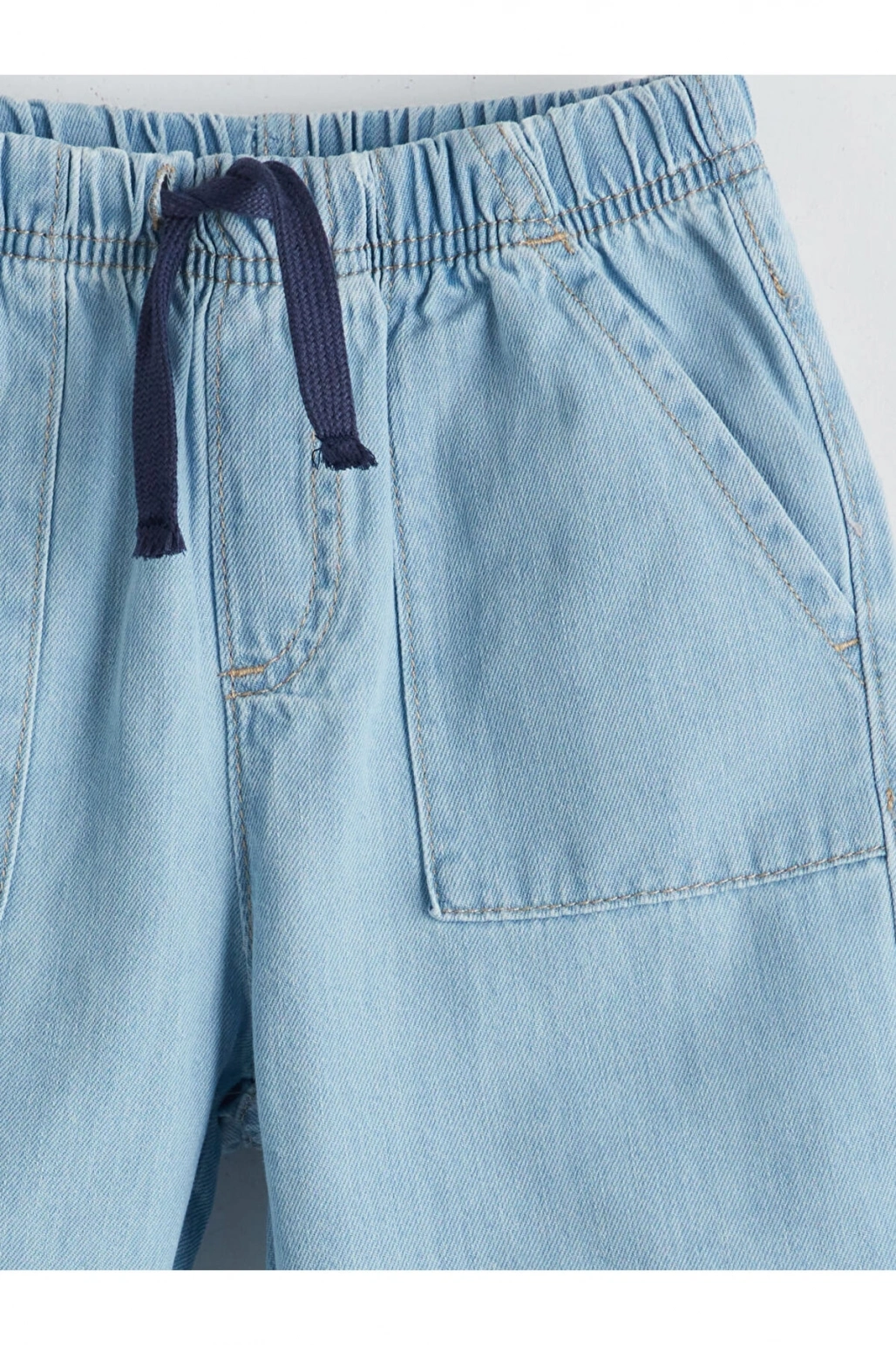 LCW baby Beli Lastikli Basic Erkek Bebek Jean Şort