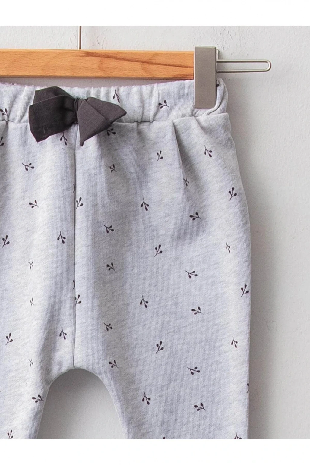 LCW baby Gri Desenli Kız Bebek Pantolon