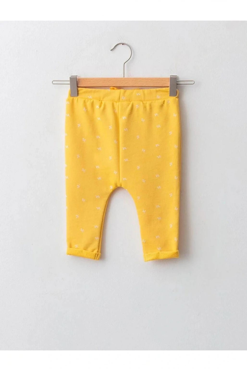 LCW baby Sarı Desenli Kız Bebek Pantolon