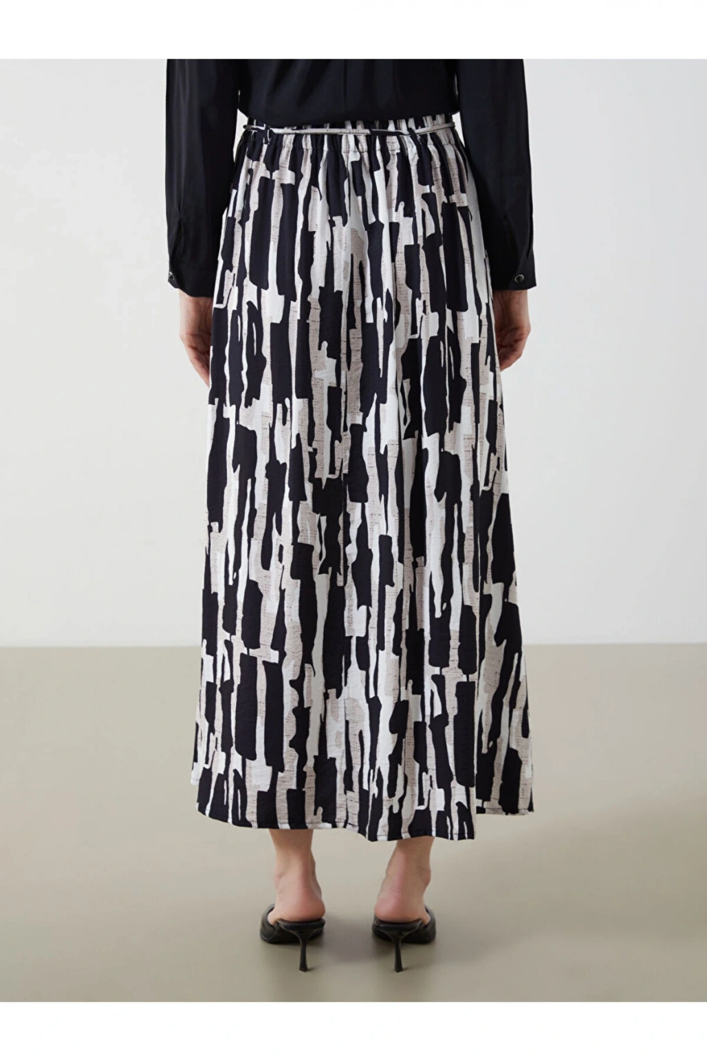 LCW Beli Lastikli Desenli Etek