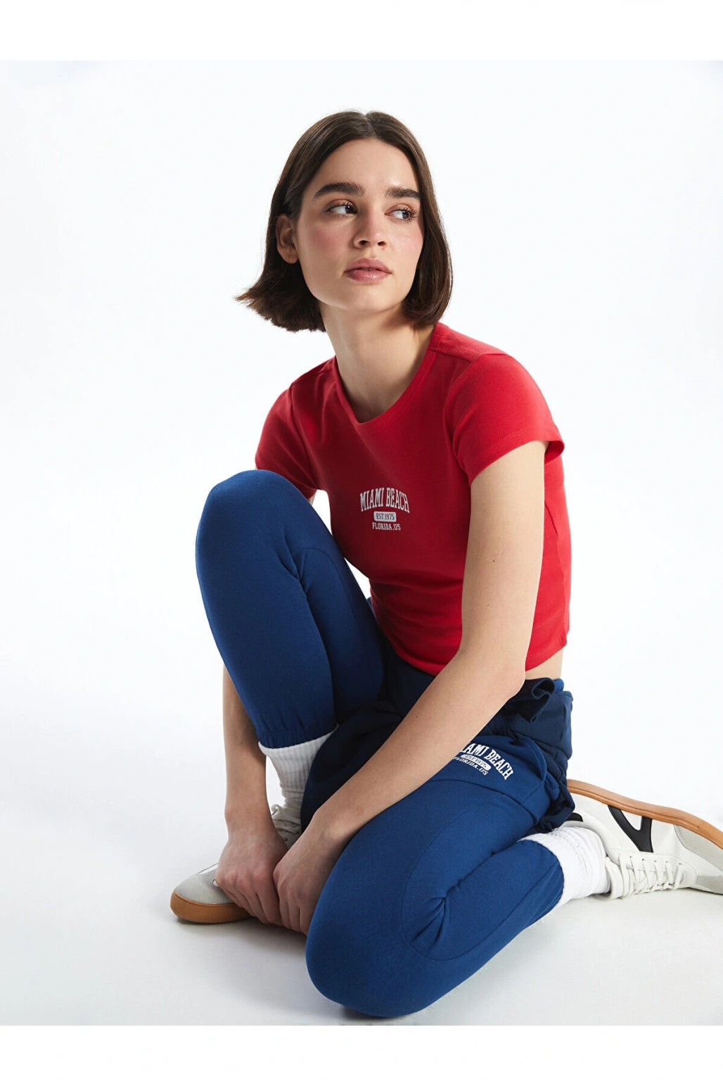 LCW Bisiklet Yaka Baskılı Kısa Kollu Kadın Tişört