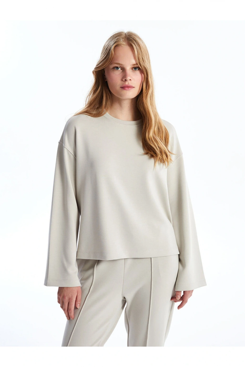 LCW Bisiklet Yaka Düz Oversize Kadın Sweatshirt