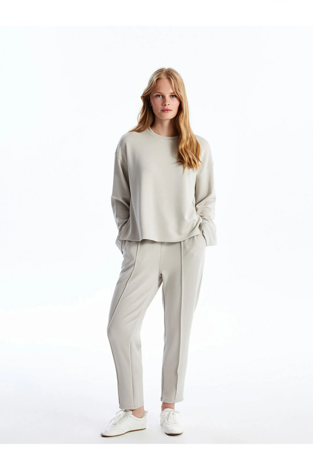 LCW Bisiklet Yaka Düz Oversize Kadın Sweatshirt