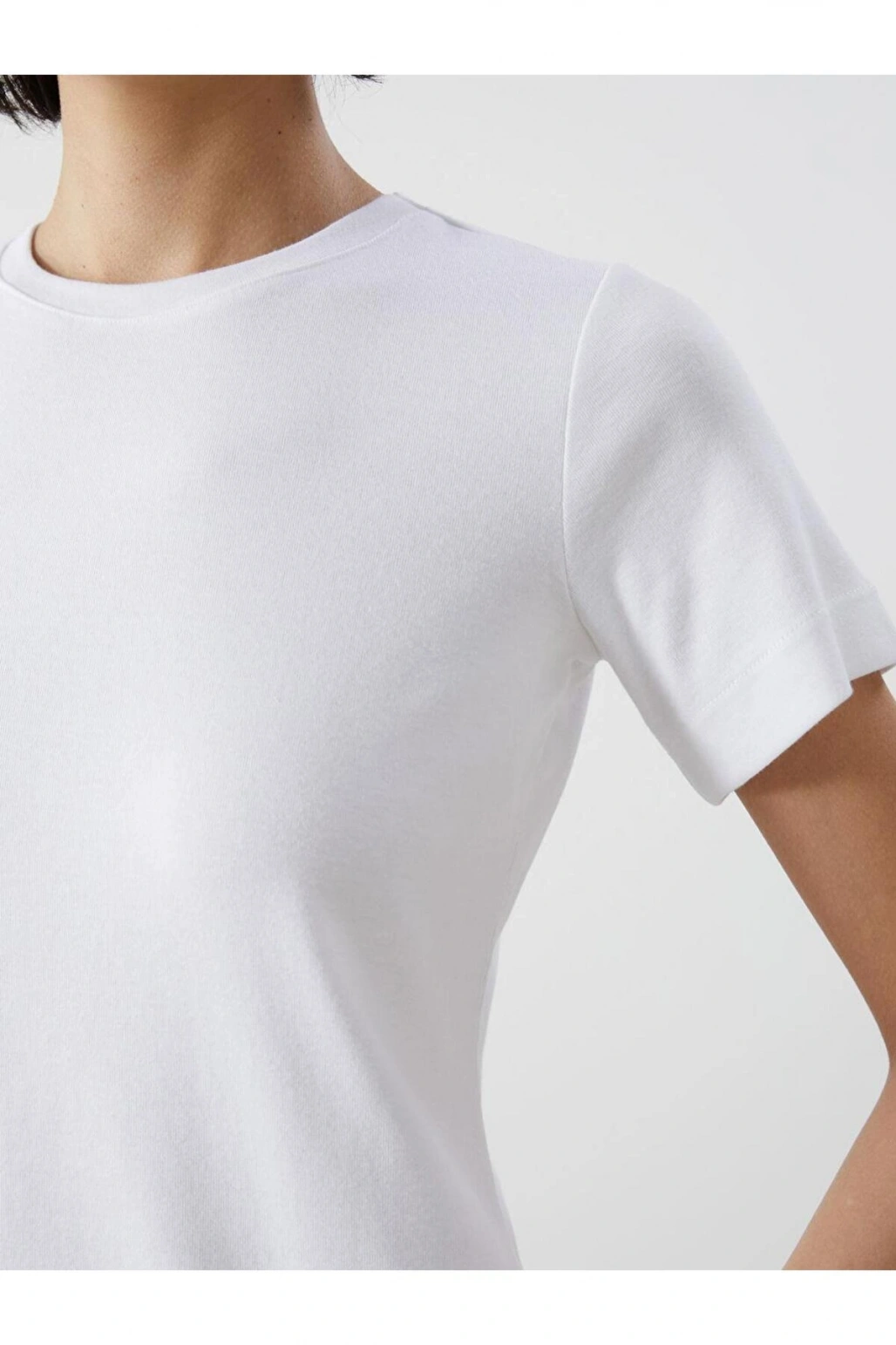 LCW Bisiklet Yaka Kadın Tişört