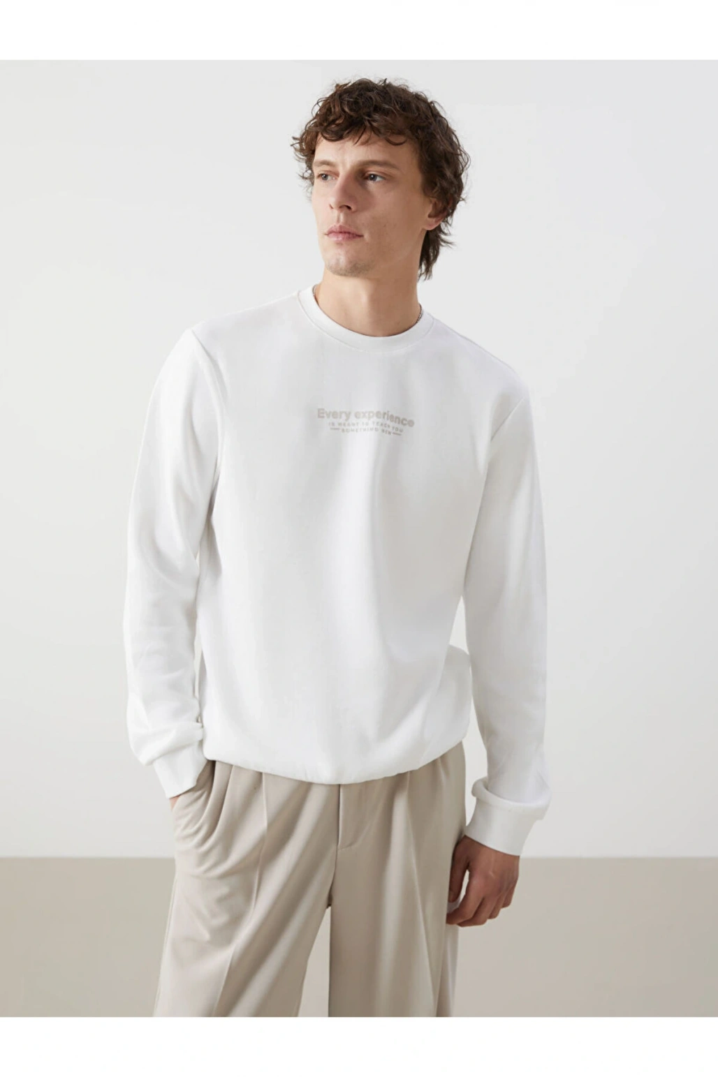 LCW Bisiklet Yaka Uzun Kollu Baskılı Erkek Kalın Sweatshirt