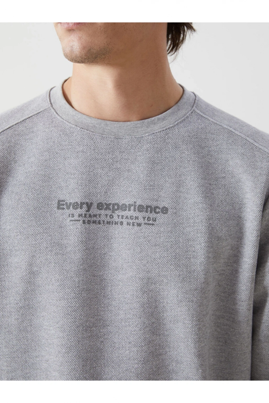 LCW Bisiklet Yaka Uzun Kollu Baskılı Erkek Sweatshirt