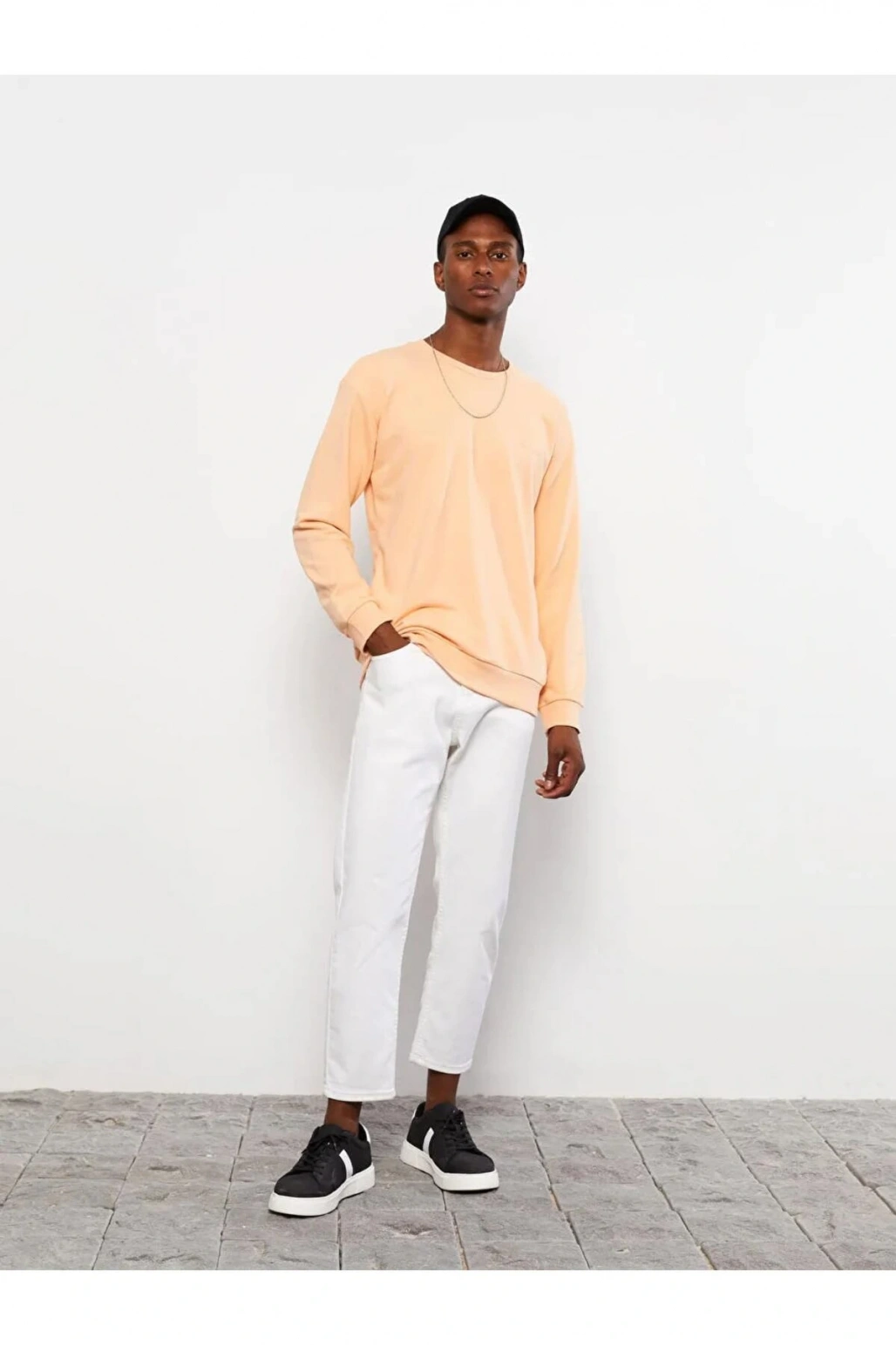 LCW Casual Mercan Bisiklet Yaka Uzun Kollu Baskılı Erkek Sweatshirt