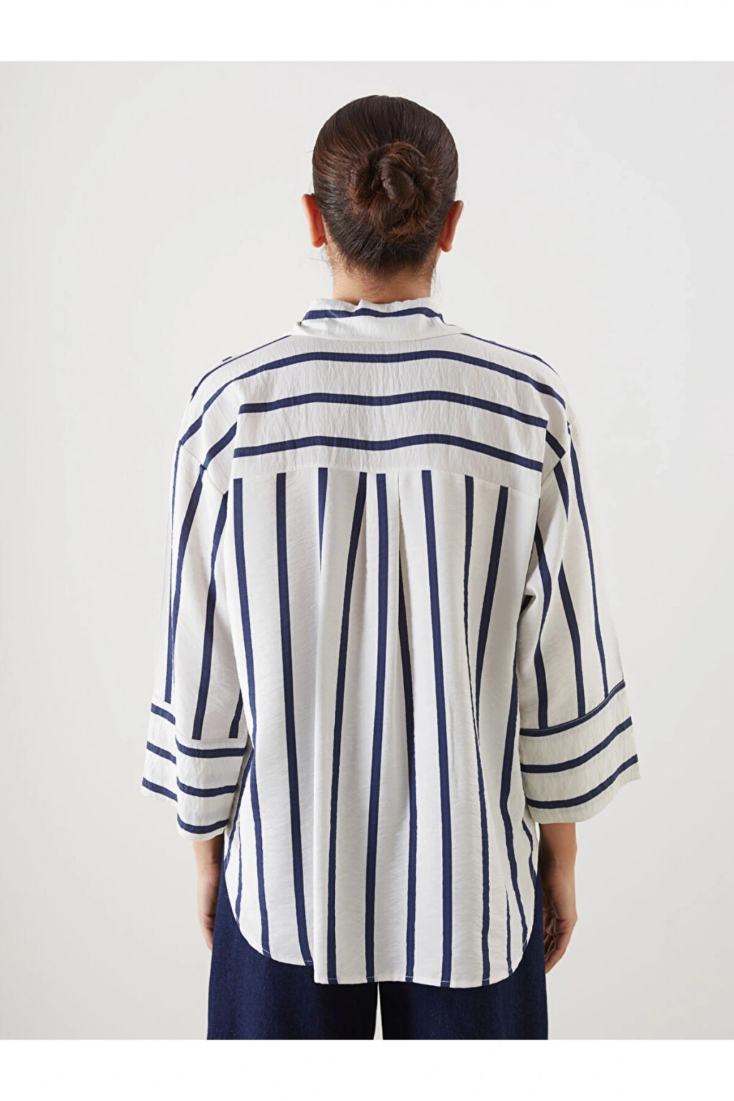 LCWAIKIKI Classic Indigo Çizgili Oversize Kadın Gömlek