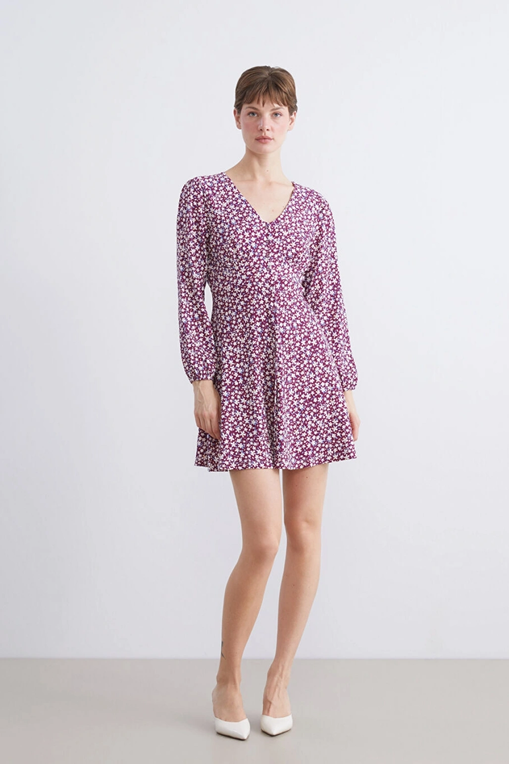 LCW Comfort Bordo V Yaka Çiçekli Mini Elbise