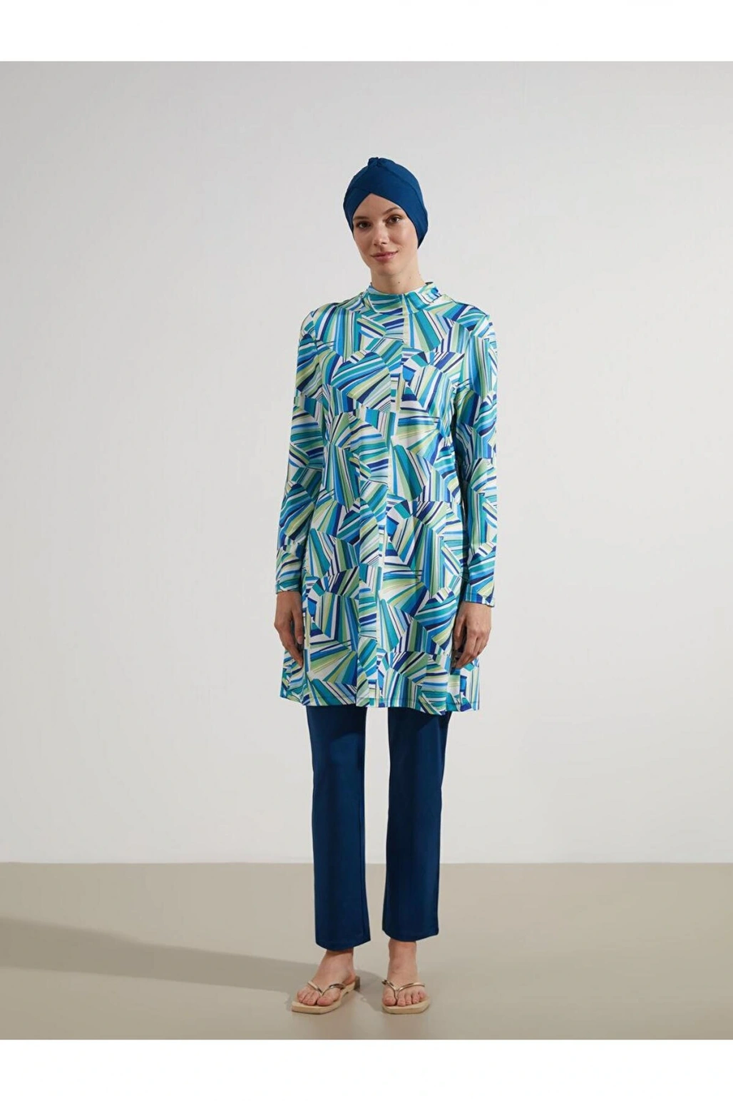 LCW DREAM Dik Yaka Desenli Kadın Tesettür Mayo Takımı (S5)