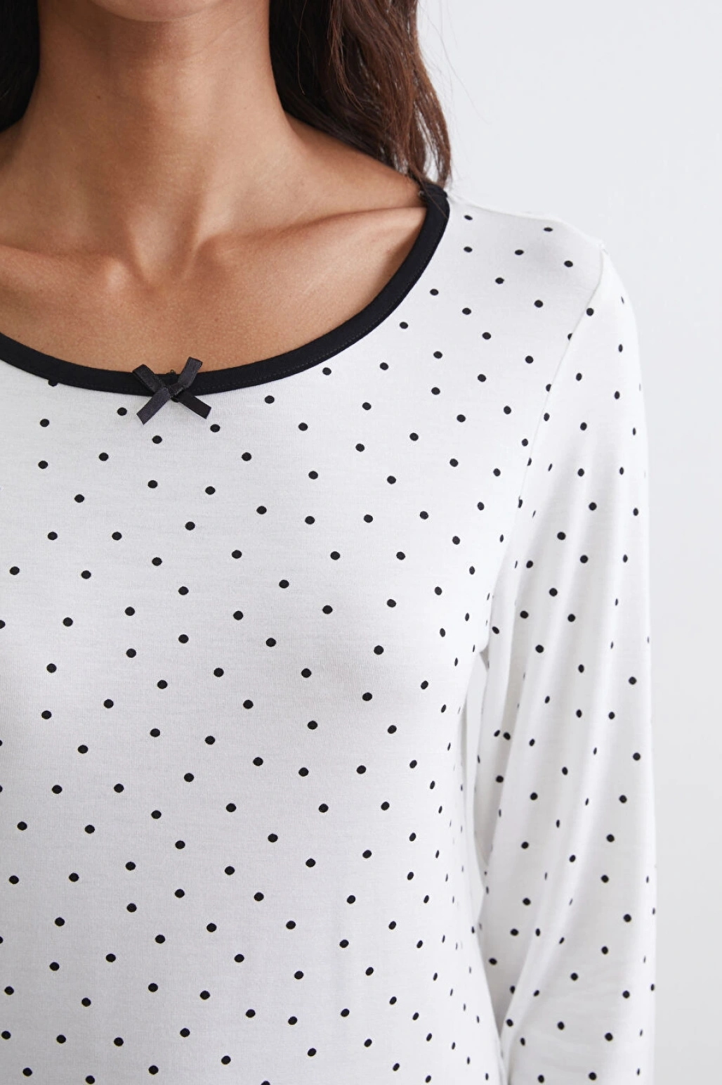 LCW DREAM Siyah Bisiklet Yaka Puantiyeli Kadın Pijama Takım