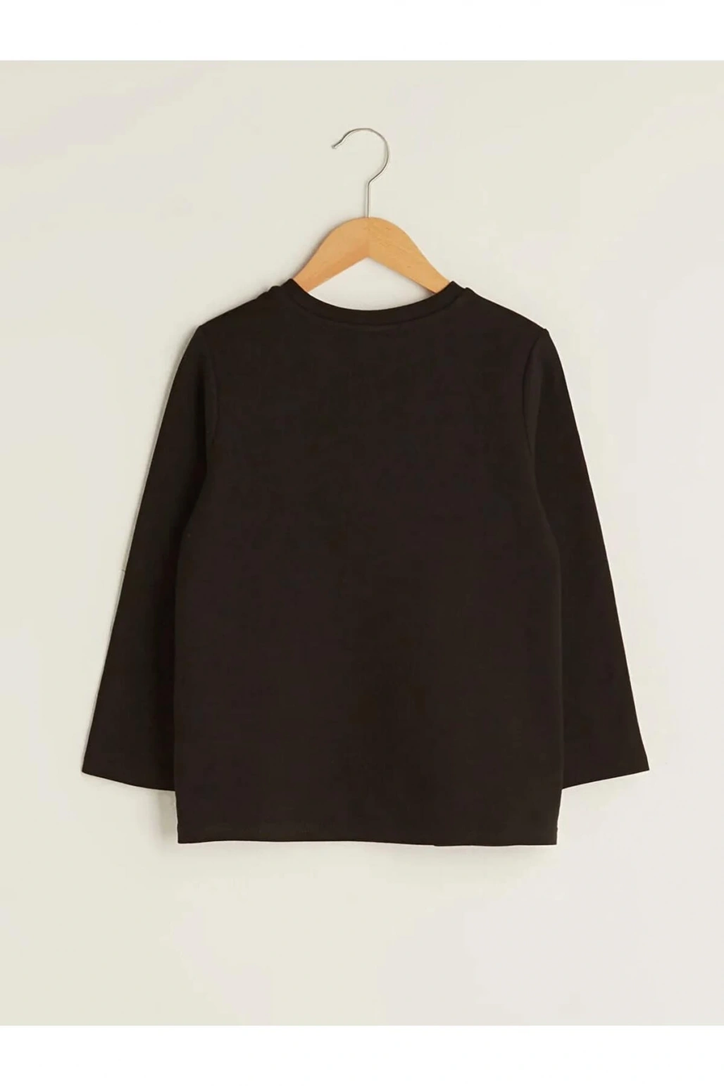 LCW ECO Siyah Bisiklet Yaka Baskılı Uzun Kollu Kız Çocuk Tişört