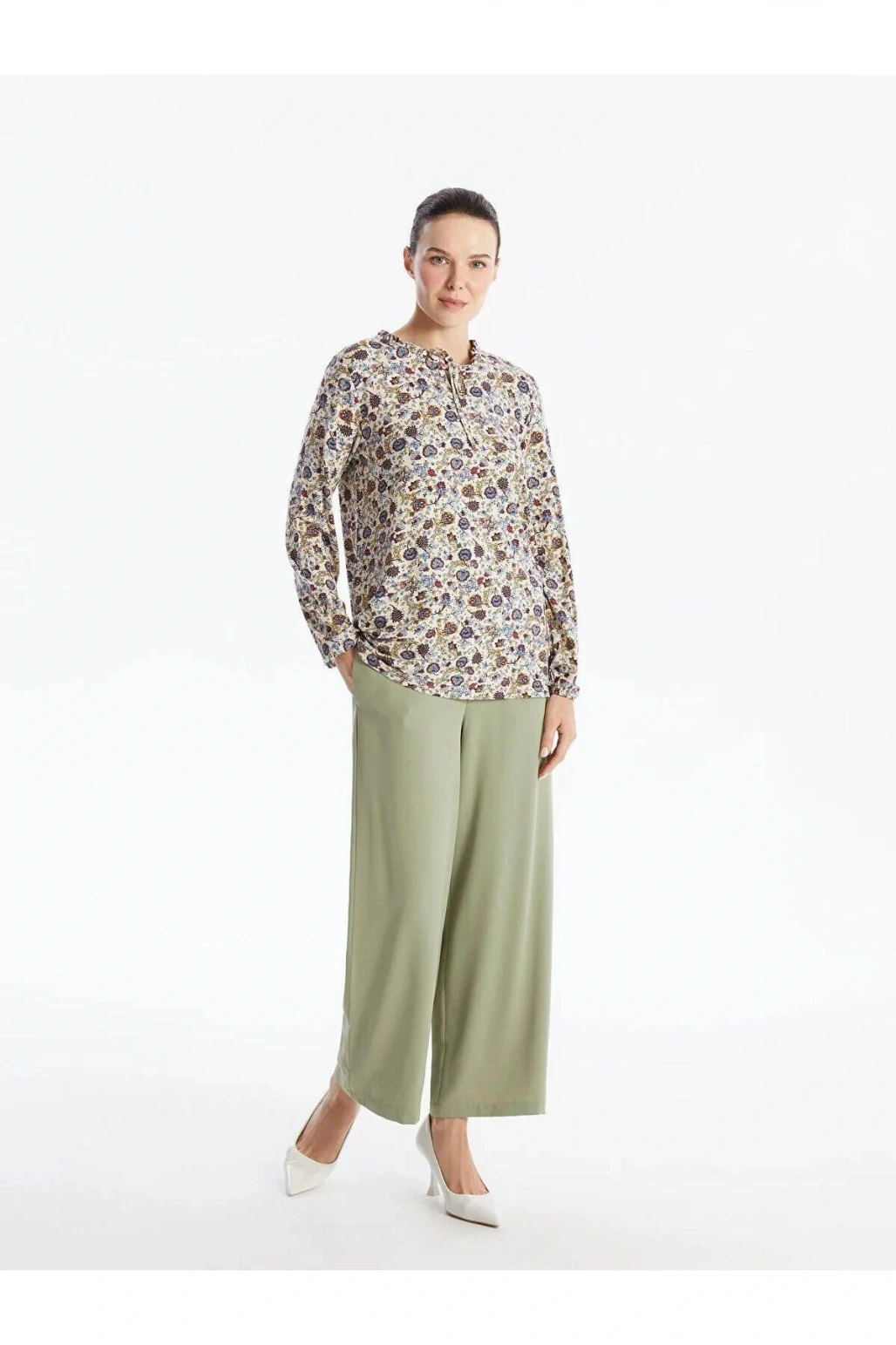 LCW Grace Bağlamalı Yaka Desenli Bluz (W5)