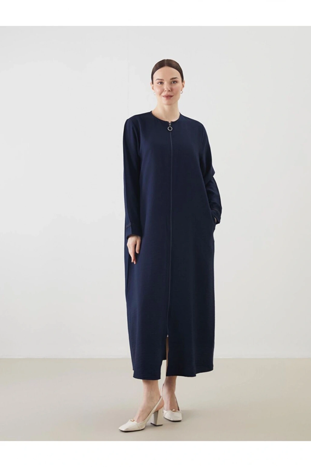 LCW Grace Bisiklet Yaka Keten Görünümlü Kadın Ferace