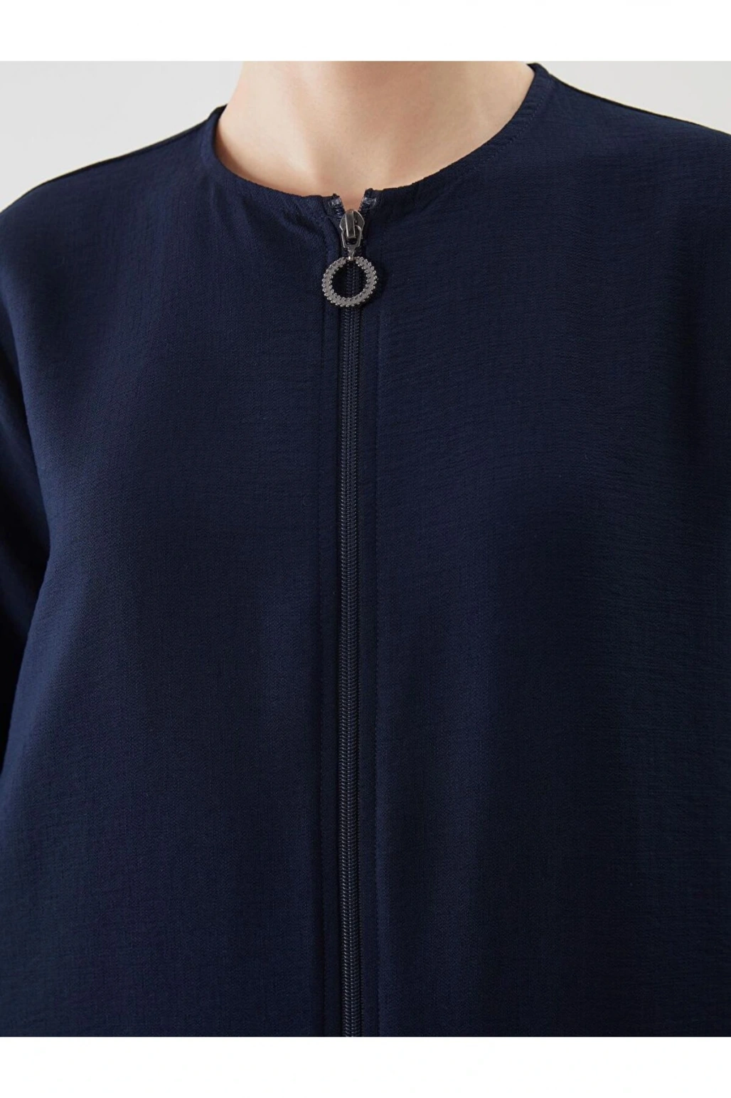 LCW Grace Bisiklet Yaka Keten Görünümlü Kadın Ferace