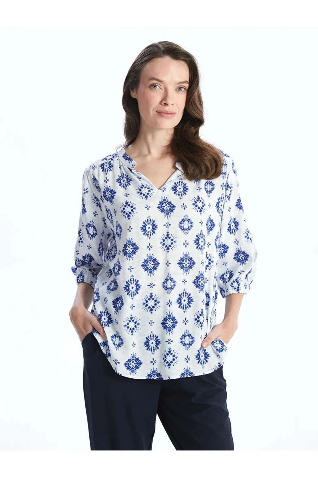 LCW Grace Ekru Kaçık Yaka Desenli Kadın Bluz