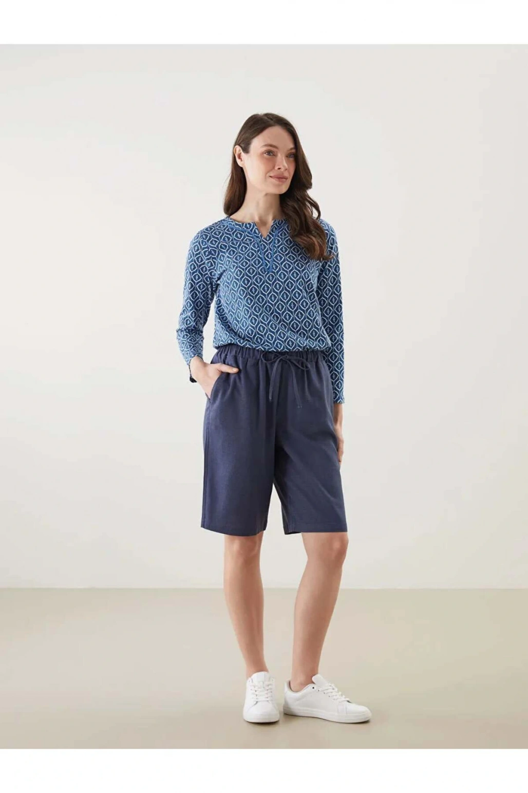 LCW Grace Indigo Beli Lastikli Keten Karışımlı Kadın Şort