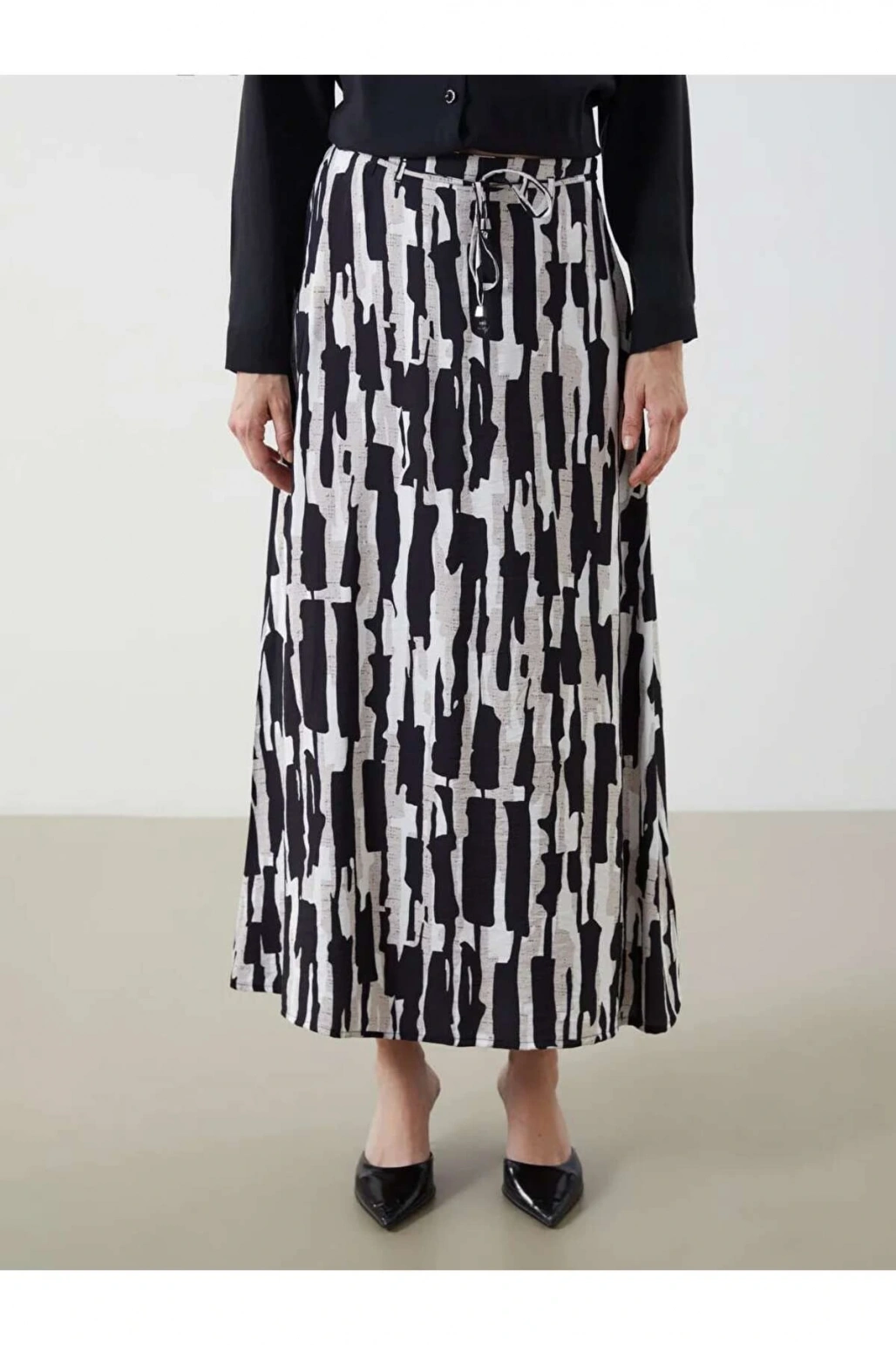 LCW Grace Siyah Beli Lastikli Desenli Etek