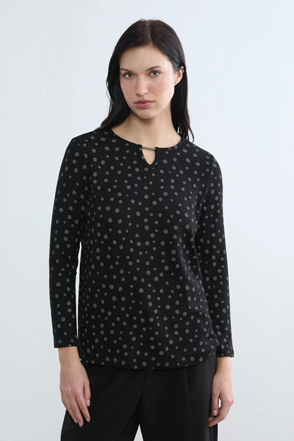 LCW Grace Siyah Bisiklet Yaka Desenli Bluz