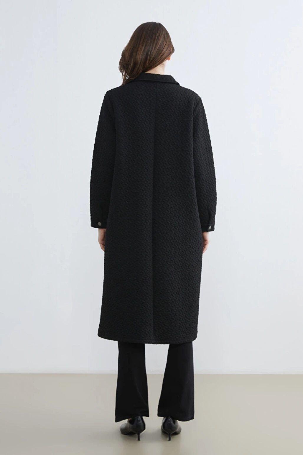 LCW Grace Siyah Hakim Yaka Kendinden Desenli Kadın Ferace