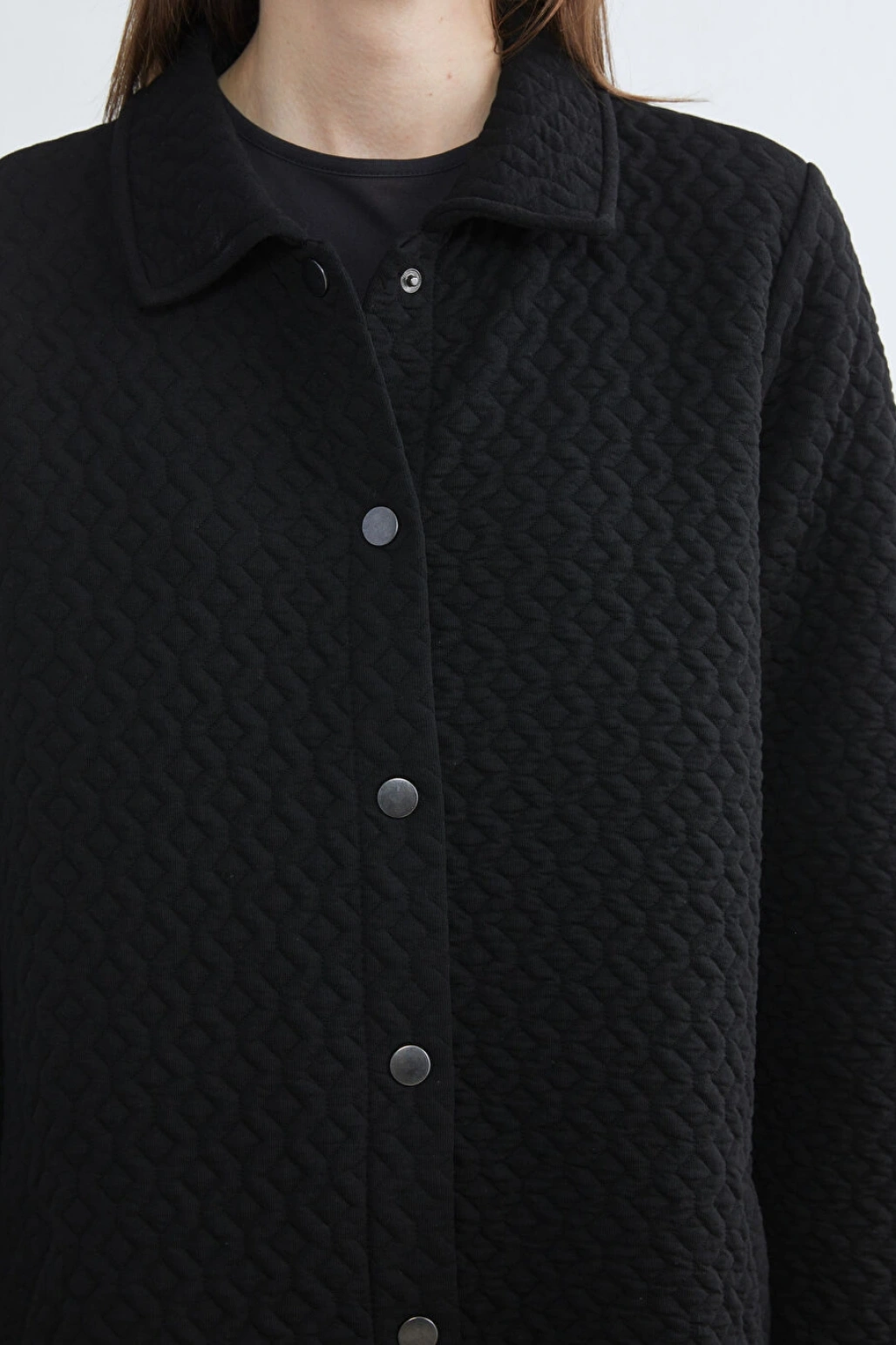 LCW Grace Siyah Hakim Yaka Kendinden Desenli Kadın Ferace