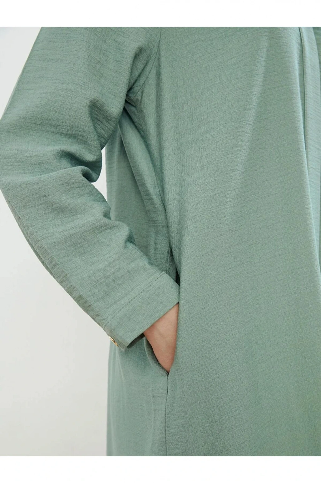 LCW Grace Yeşil Bisiklet Yaka Keten Görünümlü Ferace